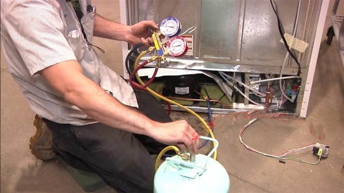 thay gas tu lanh tai Nha Trang 700x394 1